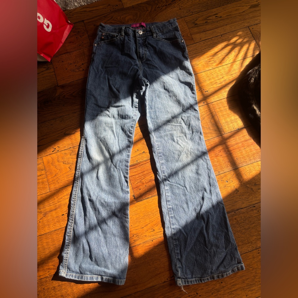 Y2K GLO Jeans Girl’s Straight Fit Jeans in Classic Blue with Rhinestone Pockets